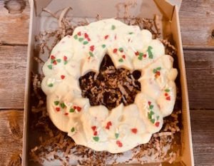 Wreath - White Chocolate with Fruit and Nuts